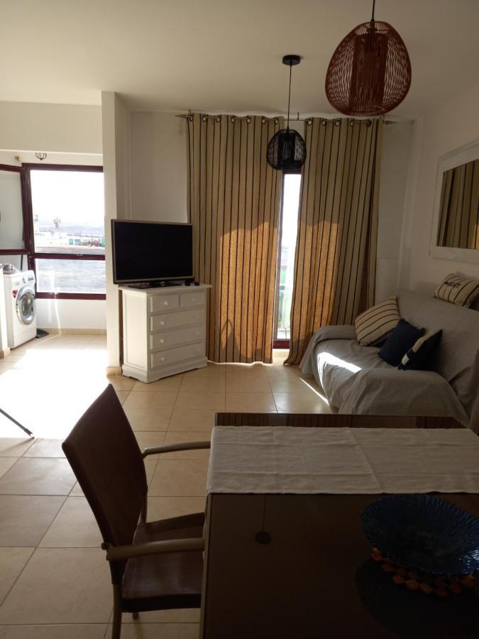 Bienvenue Appart Lumineux Avec Ascenseur Et Vue Sur La Mer Corralejo Luaran gambar